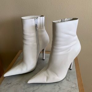 Jeffrey Campbell point toe bootie